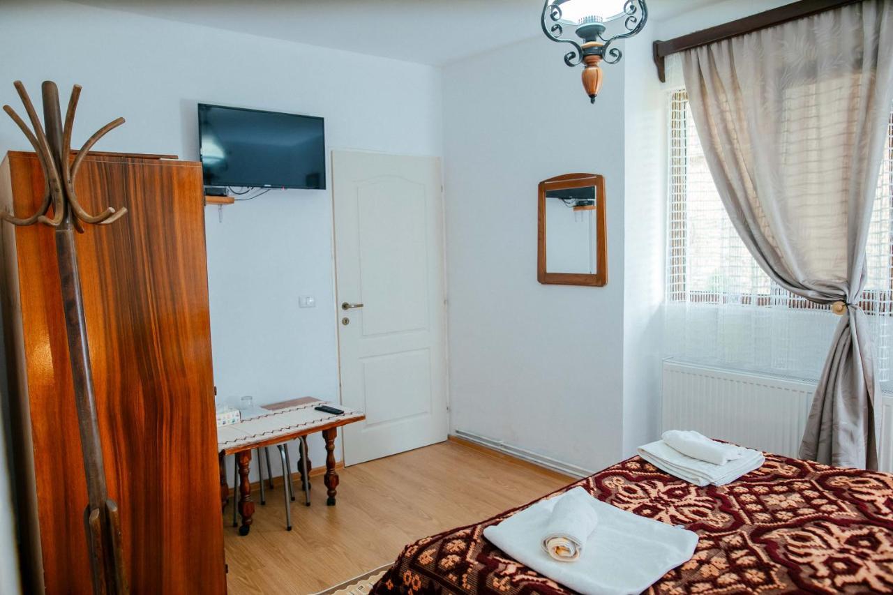 בית הארחה Barcut 	Casa Pe Valea Hartibaciului מראה חיצוני תמונה