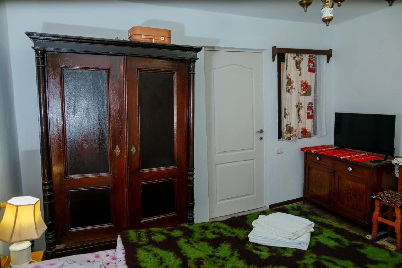 בית הארחה Barcut 	Casa Pe Valea Hartibaciului מראה חיצוני תמונה